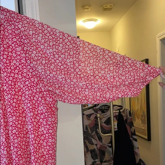 Tommy Hilfiger Red Floral V-Neck Tunic - Picture 3 of 5